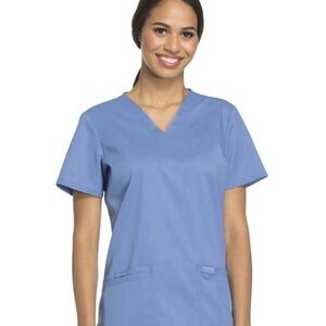 Cherokee Short Sleeve V-Neck Top in Blue